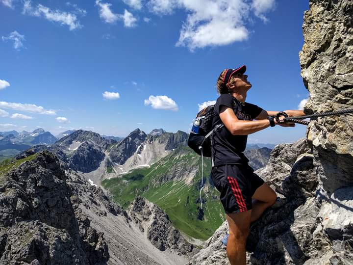 AerikM's tweet photo. Psyched about a great adventure - run, eat, sleep, repeat!
#TeamsofTAR 'Fanta2' - Martin "Bogo" Bergert and Erik "Ärik" Müllers - 15y running together we went from 10k, half-mara, first mara to ultra and ultratrail. Now it's 1 week till #GORETEXtar18 #TAR2018 @GTX_Transalpine https://t.co/I7ZdeJikyB