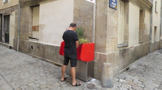 20Minutes's tweet photo. Critiqués à Paris, pourquoi les uritrottoirs se multiplient à Nantes https://t.co/kxCREKMxuH https://t.co/eLdtMmhdIV
