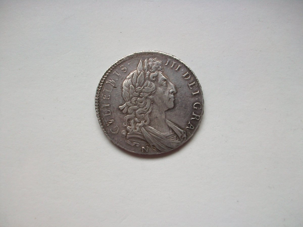 ringramcoins's tweet photo. Half Crowns are large glorious Silver coins https://t.co/gSo3eOGGk9 #collectthem https://t.co/3VSoJEkypQ