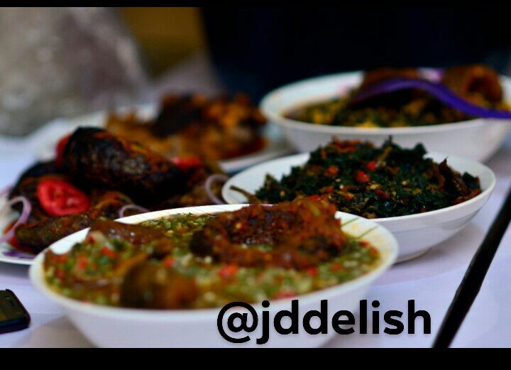 jddelish_'s tweet photo. What is your best soup? https://t.co/4hicg9vWFq