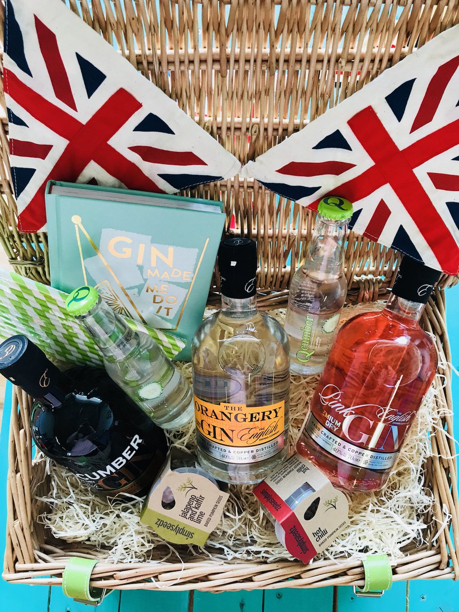 We wanted to celebrate the #bankholidayweekend with a #freebiefriday competition to be in with a chance of winning RT and Follow <a href="/EnglishDrinksCo/">EnglishDrinksCo</a> before 6pm on Friday UK only.