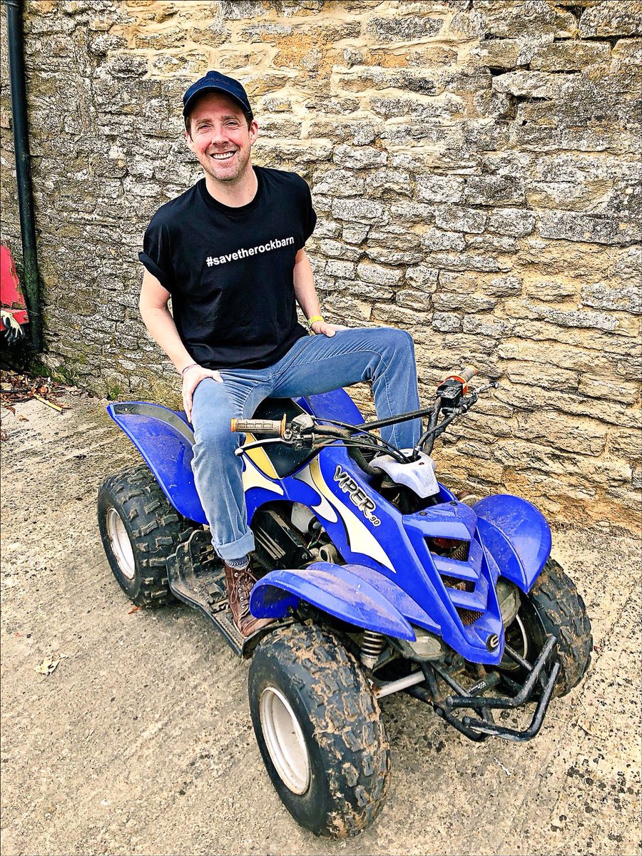 muzoakademy's tweet photo. It's that #fridayfeeling and we've had a Great Week! 

Happy shout outs to our superstar #savetherockbarn supporters @Rickontour @NevilleStaple @SugaryStaple @Rev_Dr @TheFarm_ 

Massive thanks for posting, retweeting and being so positive about the #savetherockbarn campaign! 🤘 https://t.co/1BXyz60QKi