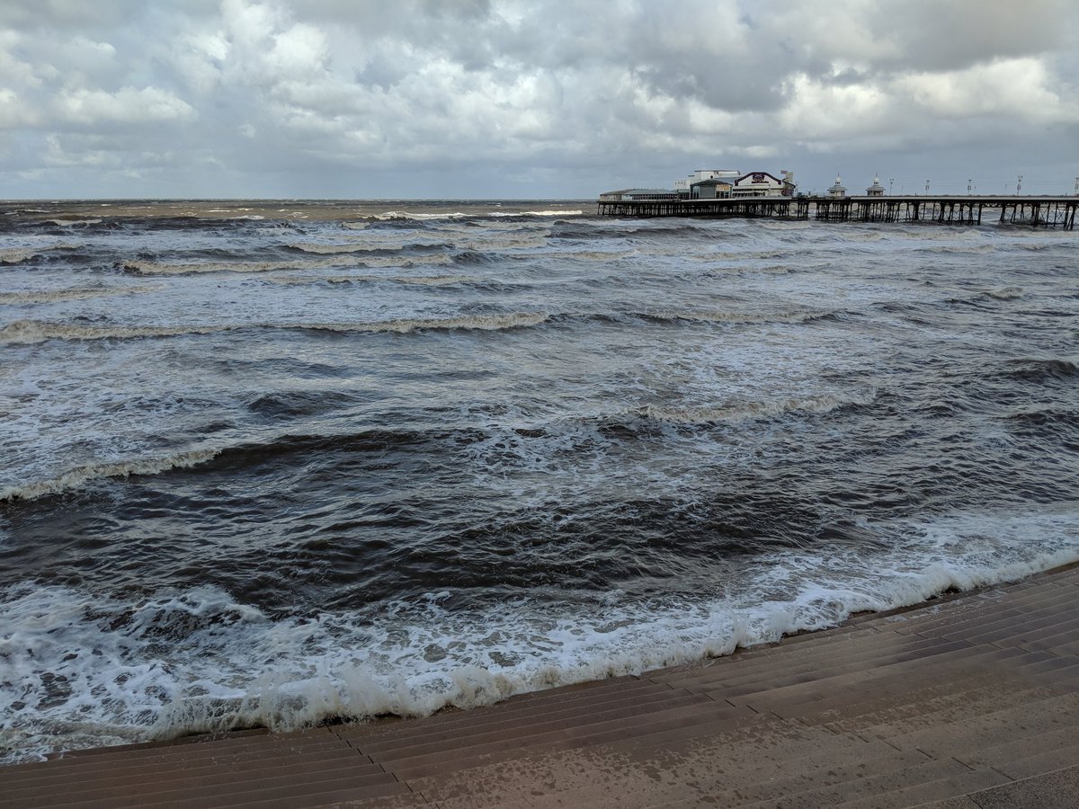 changing_wheels's tweet image. So the plan to start with our back wheels in the Irish sea might have to be revised. That sea looks angry! It still counts as a coast to coast right @SHCFundraising?