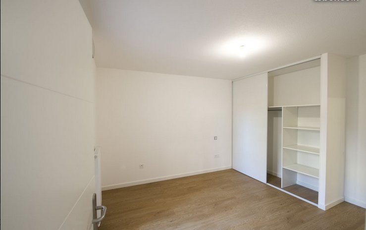SenStEtienne's tweet photo. Aujourd'hui, nous vous faisons découvrir un appartement type T2 😊
 N'hésitez pas à nous contacter pour de plus amples informations au 04 77 95 57 01 ou au 05 62 47 86 10 @SenStEtienne @saint_etienne_ #seniors #convivialité #T2 #résidencesécurisée #bienvieillir https://t.co/hyjJjaKSq2