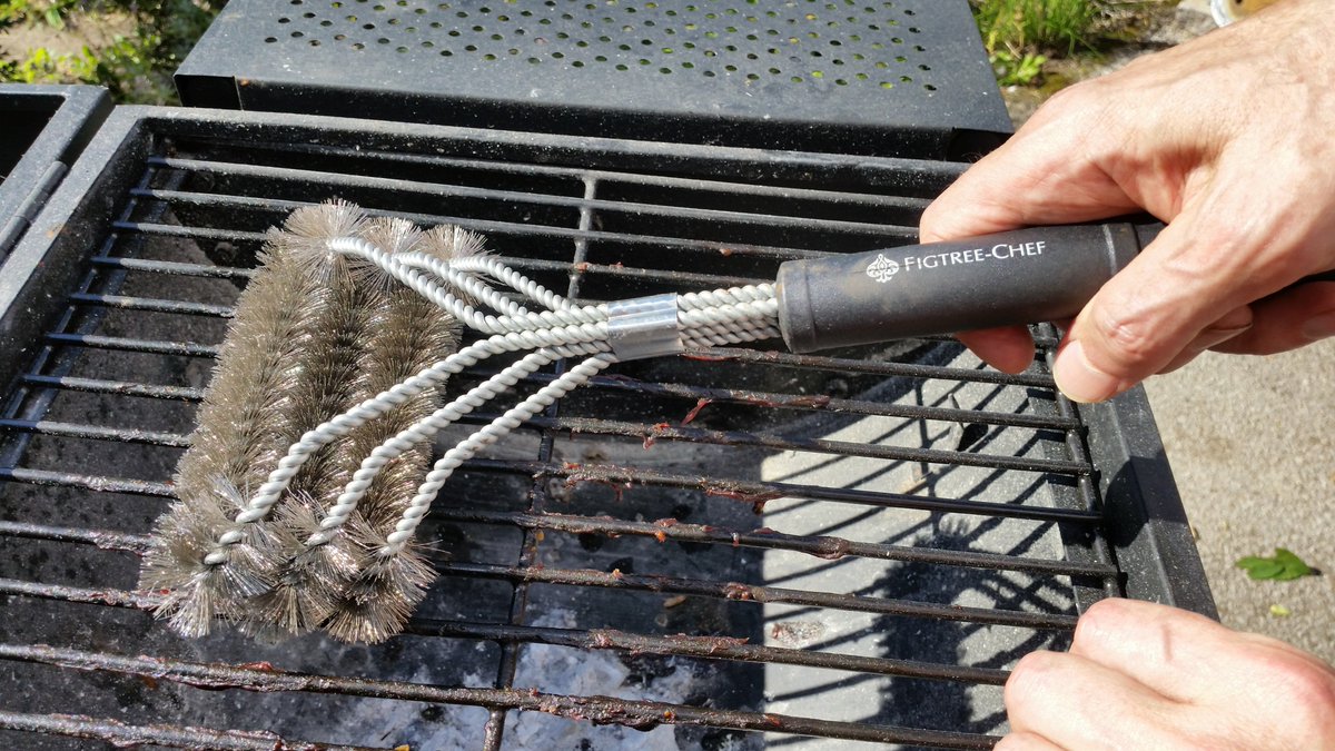 Today is National Knife Day. We don't sell knives but we are cutting our Grill Brush to $6.99 - limited time, limited quantity  #Friday #deals #Amazon_Deals <a href="/DealsPlace/">Deals Place</a>  amzn.to/2ttjH8c