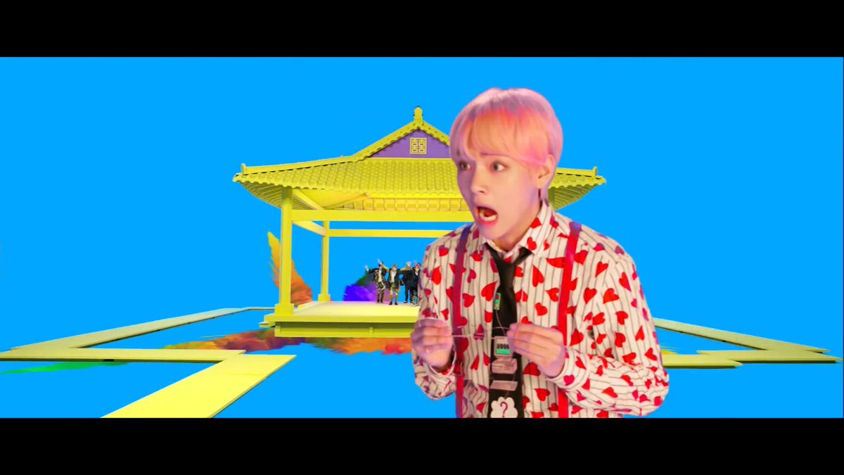 taehyung pics⚡️ tweet media