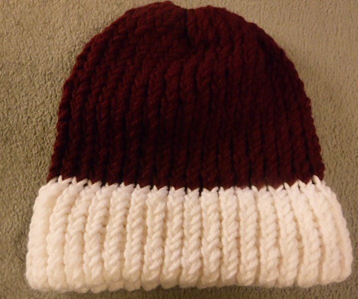 Maroon and white, Knit hat, Valentine's beanie,  winter hat,  knitted hat, knit beanie, gift for her, hat for women tuppu.net/e5503475 #EtsyFinds #Etsy #KnittedBeanies
