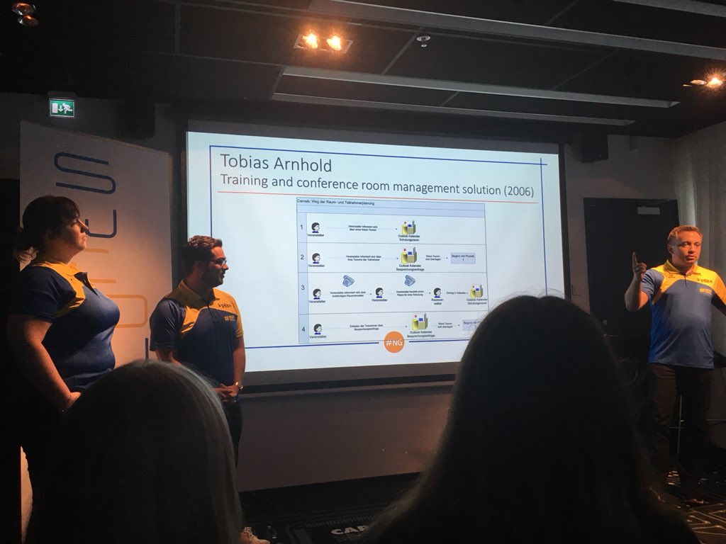 CaroHagi's tweet photo. 4 @DoagNextGen #NextGENTrip18 attendees talk about their first #orclapex projects at @sweoug #ApexDay18. When did you start with Apex? #communitySpirit #nextGENrocks https://t.co/TSArQPy7T5