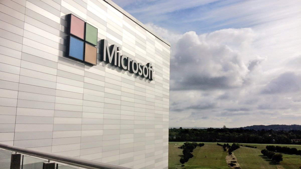 cpsetanta's tweet photo. Staff training in Microsoft today! #technologyinteaching #innovation #microsoft #dreamspace https://t.co/dvEP1NunSH