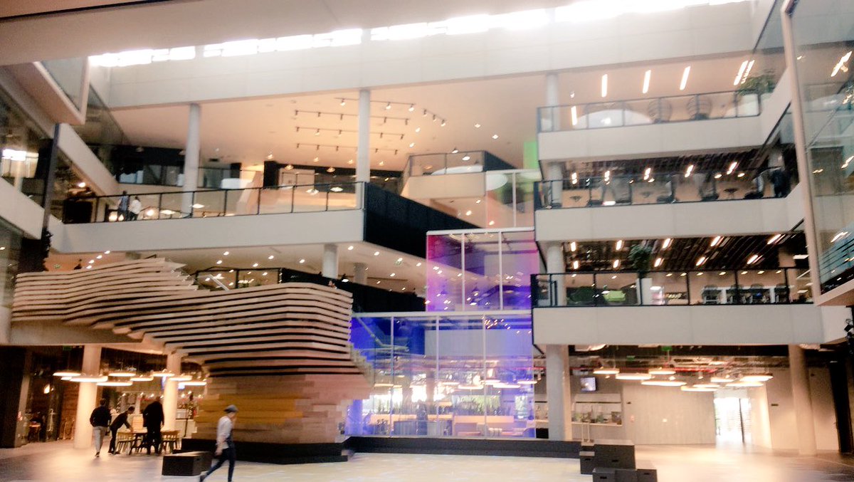 cpsetanta's tweet photo. Staff training in Microsoft today! #technologyinteaching #innovation #microsoft #dreamspace https://t.co/dvEP1NunSH