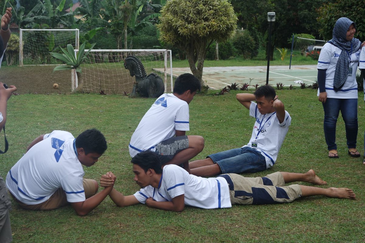 Ini sejatinya buat video still yang waktu itu lagi hits doang... #Gathnas3TBI #Gathnas5TBI