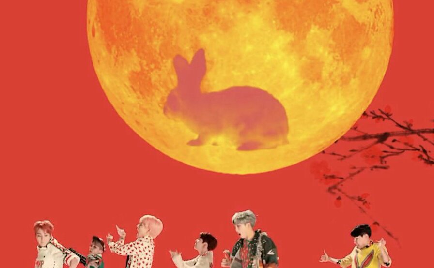 rainbootae's tweet photo. Y'all remember Taehyung saying he believed that there are rabbits on the moon? Bitch they really made it happen for him. https://t.co/QNtPKBh9VB
