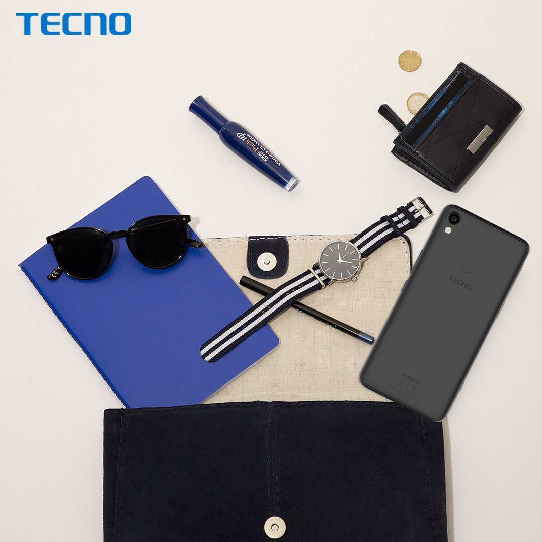 TecnoMobileGH's tweet image. All packed and ready to #Spark2LightUp the weekend .😎 Where would you be this weekend?