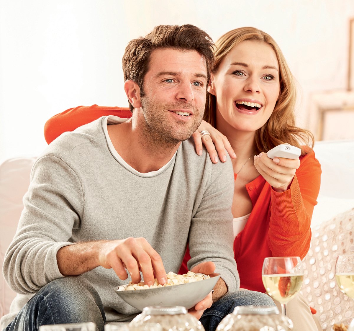 hansatonusa's tweet photo. Your favorite TV shows straight from the TV to the sound SHD stream hearing system. Using the TV Connector, TVs and other audio devices can be wirelessly connected to the sound SHD stream. Stream movies at a distance of up to 50 feet from the TV Connector. https://t.co/JFGxLit5dk