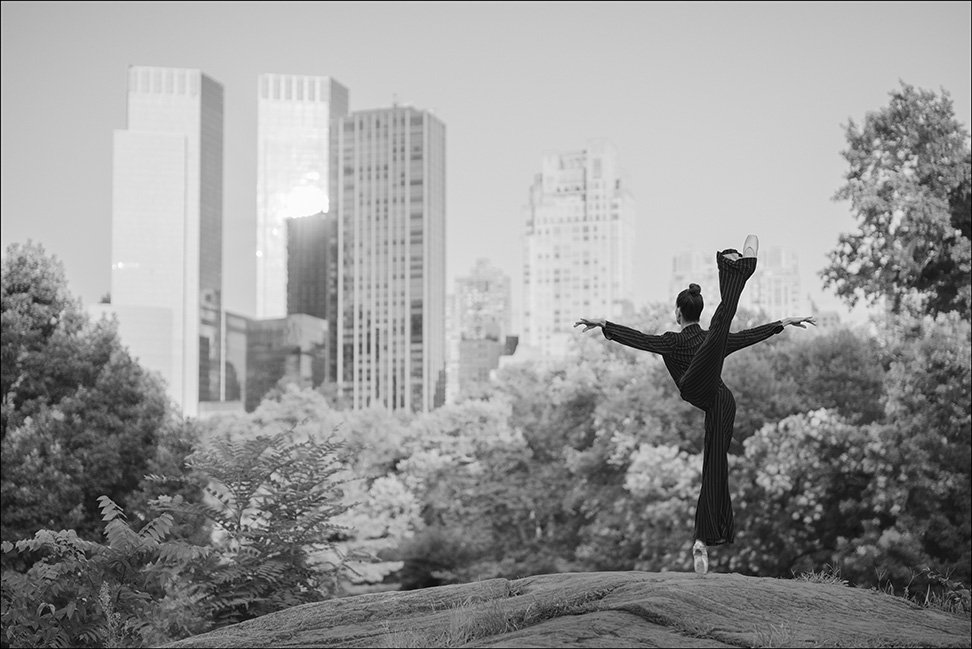 Lauren Cuthbertson in Central Park. #LaurenCuthbertson <a href="/LondonBallerina/">Lauren Cuthbertson</a> #CentralPark #NewYorkCity #ballet #pointe #ballerina #BallerinaProject
