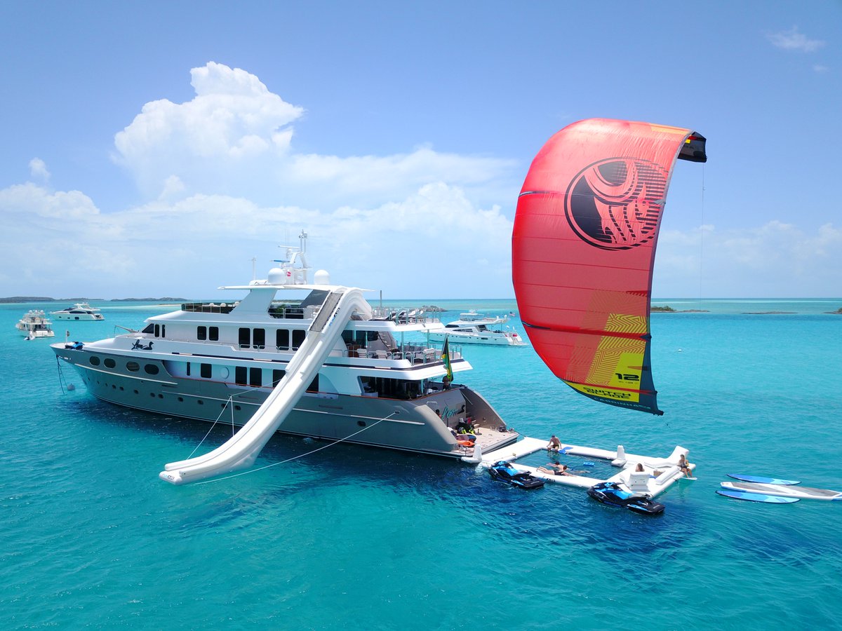 MYSCaptainCrew's tweet photo. @FunAirfun will be launching three brand new #superyacht inflatables at #MYS2018. Visit them outside the official @captianscrewlounge on Quai Louis II and find out how they are making #Beach Days unforgettable.
Photo by @MotorYacht_Loon #funairfun #yacht #yachting #monaco https://t.co/SVJNKzaSVG