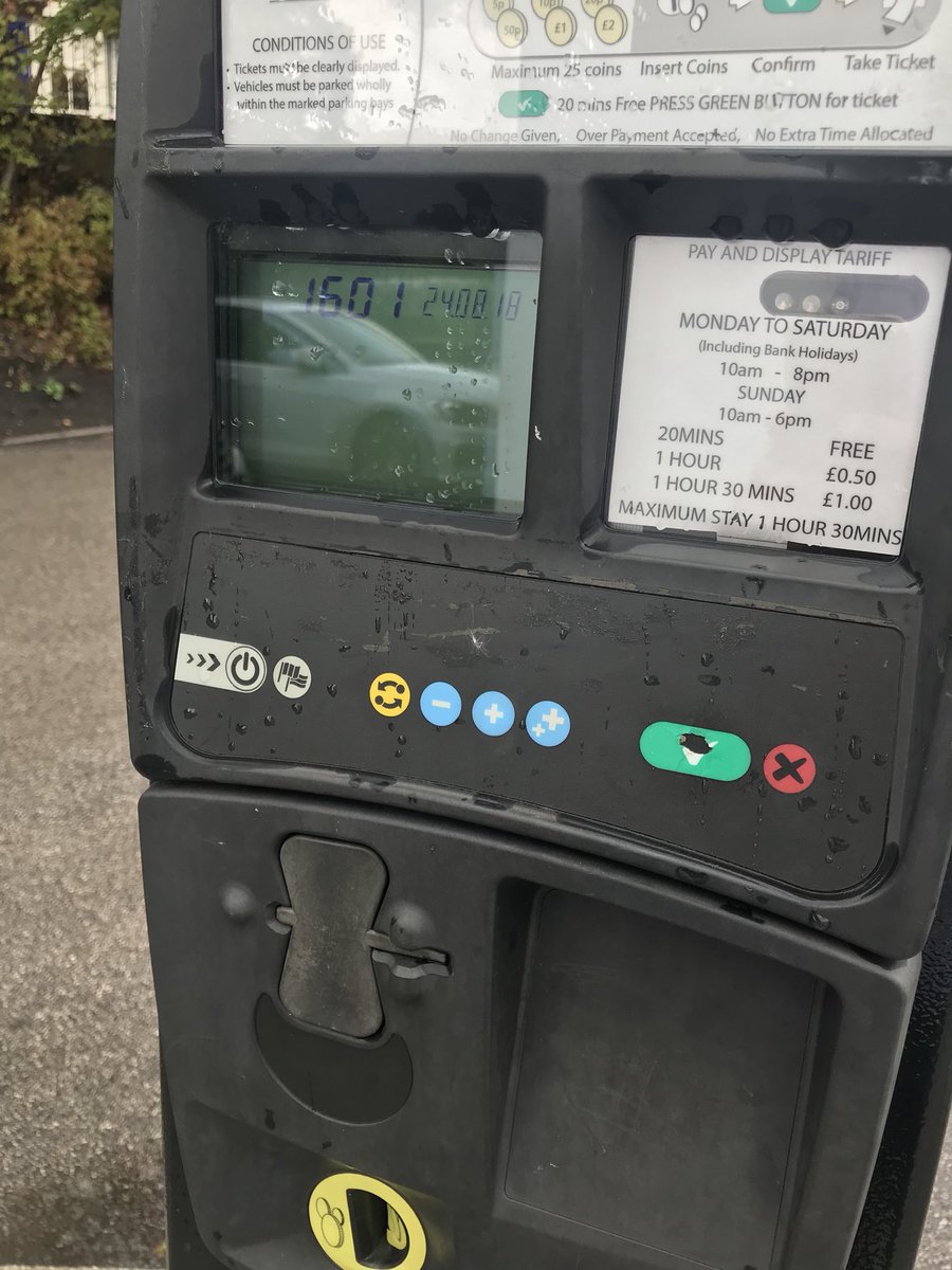 EdgeParking's tweet photo. Top Tip - press the green button and get 20 minutes free parking in #waitrosecarpark https://t.co/VdfEFSTWmt