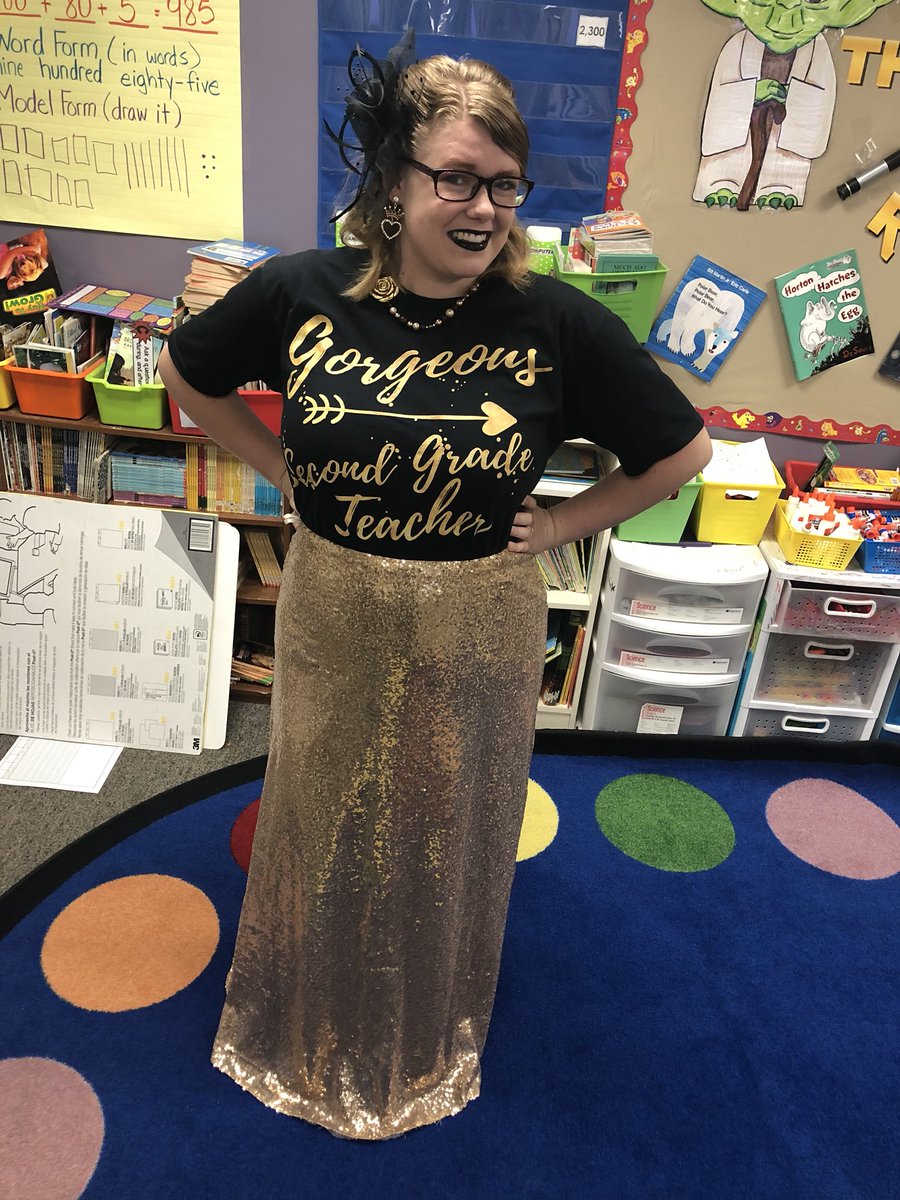 JediMrsClifford's tweet photo. Y’all know I take school spirit seriously. #secondgraderocks #goprospectors #fpescandoit #ajusdwhateverittakes #blackandgold https://t.co/jblal2pUz6