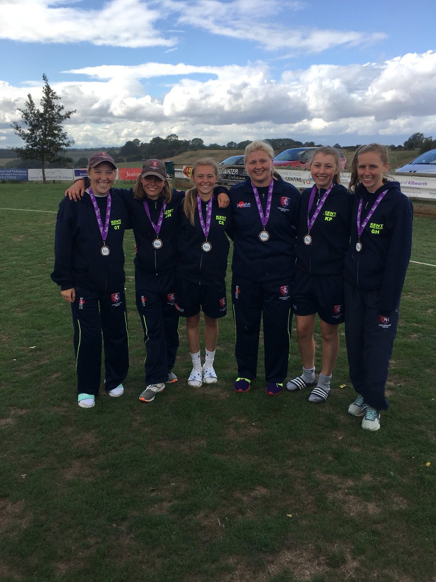 A find fair well to our age group leavers. A Taunton Festival win and making finals. #smilesliketiles #superkentu17girls