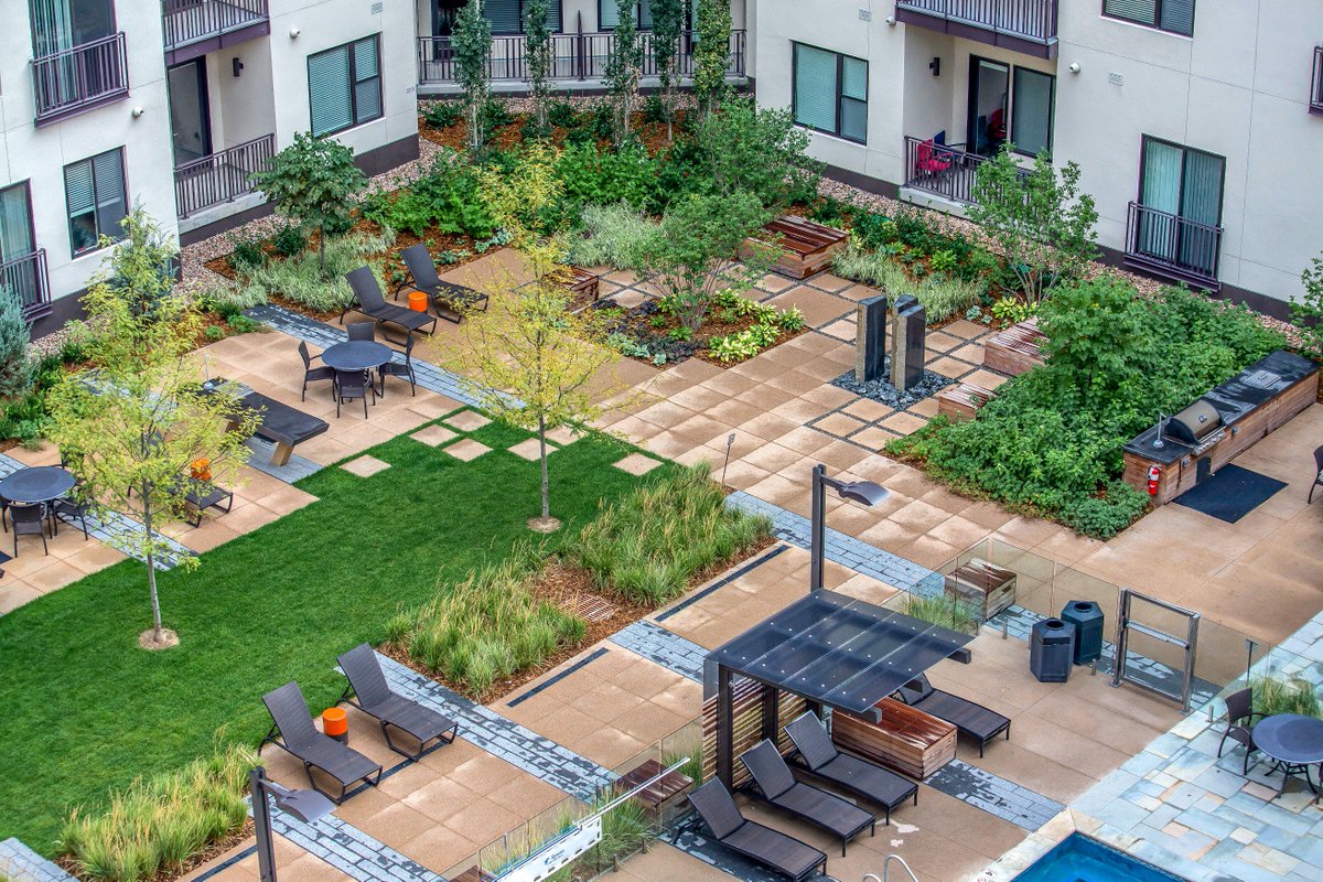 🌿🍃🌱

Douglas courtyard by #studioINSITE