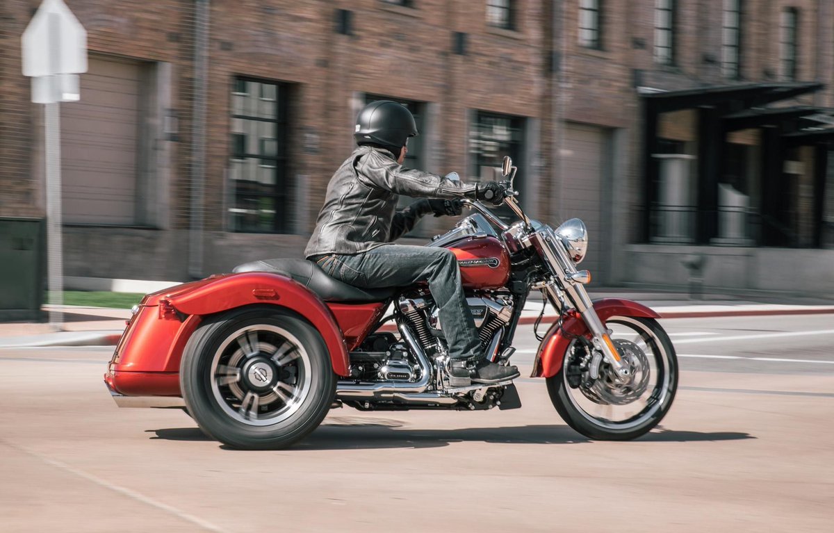 Stripped-down, hot rod style on an easy-handling frame that lets you roll with the confidence of three wheels
jenningsharley-davidson.com/harley_davidso…