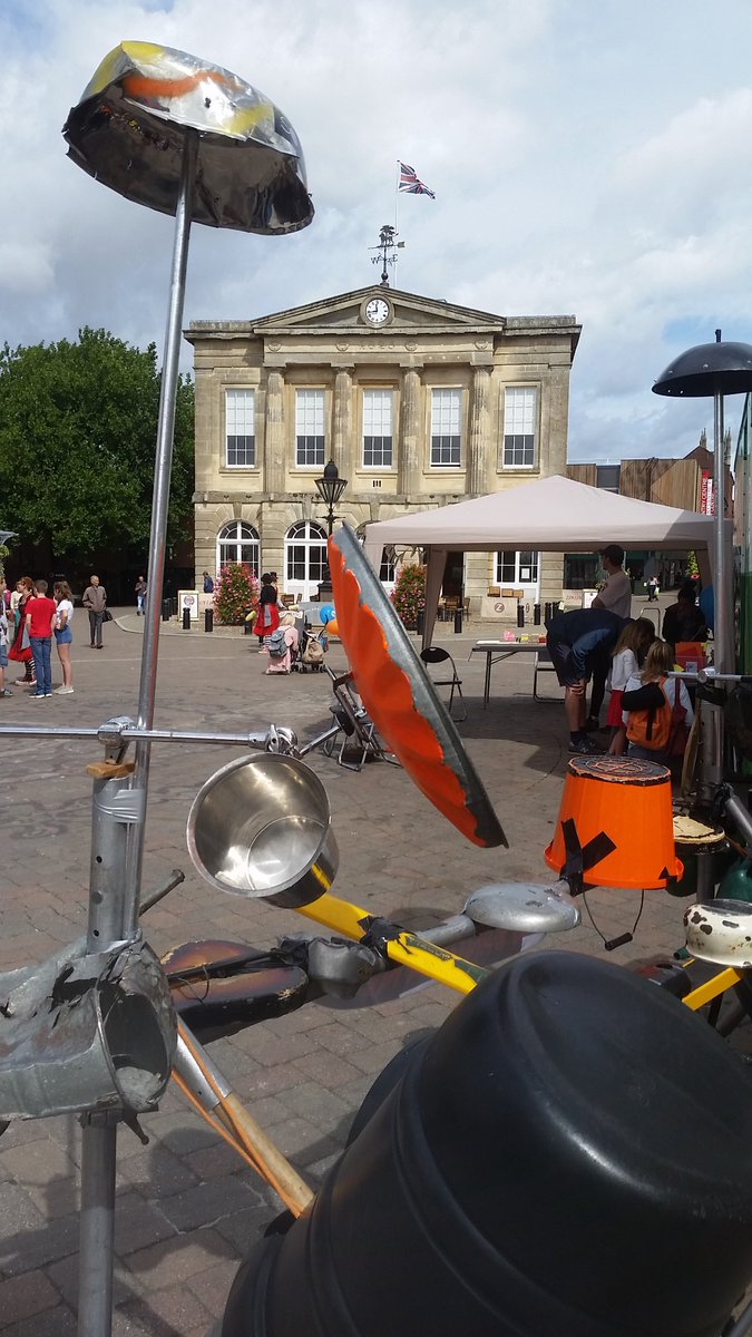 BangOnDotNet's tweet image. Anyone near Andover? We&apos;re here for Four Fun Fridays, next shows are at 12:50 and 14:40... Then it&apos;s off to Big Feastival! #fourfunfridays @TheLights @foolsparadise bangon.net