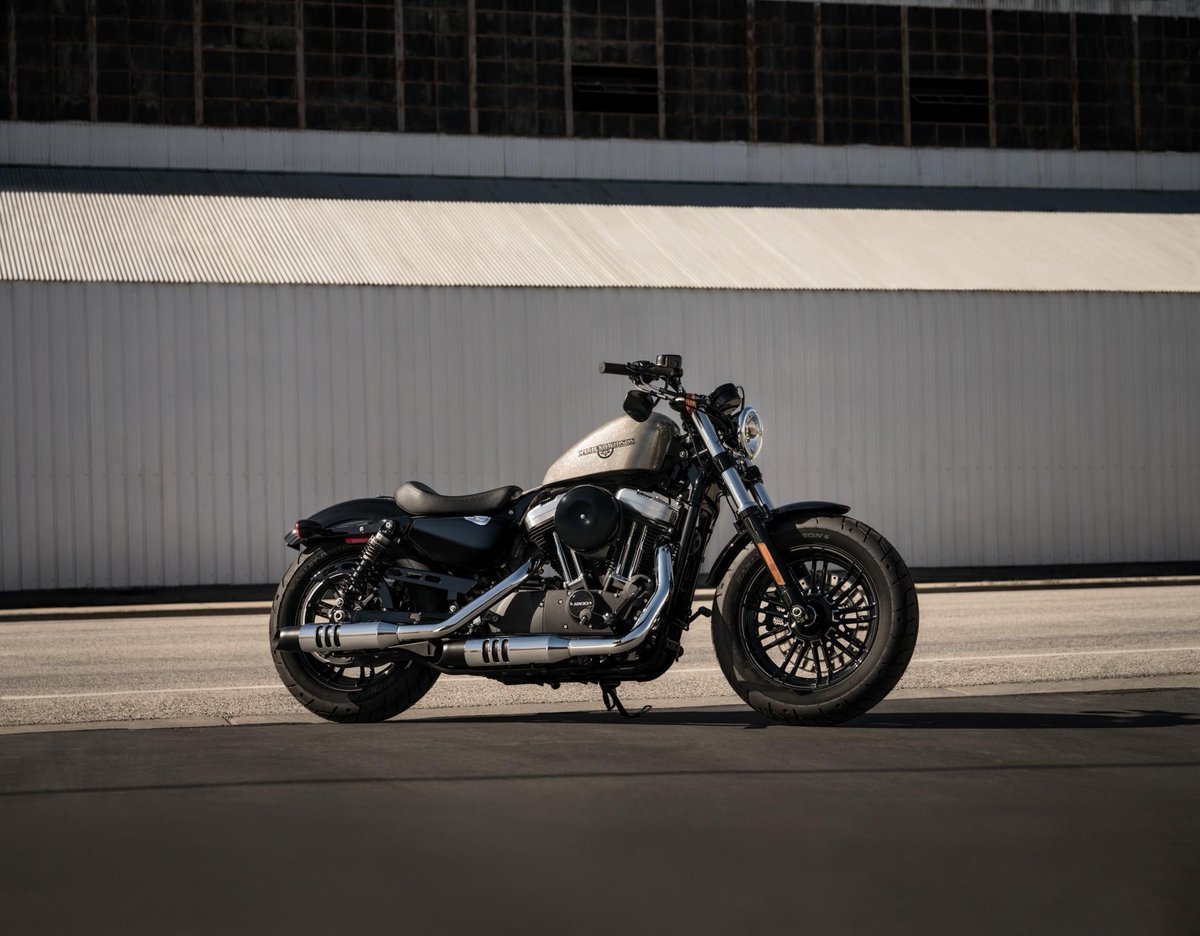 The Forty-Eight®. Designed with its signature bulldog stance and the powerful 1200cc Evolution® engine.

jenningsharley-davidson.com/harley_davidso…