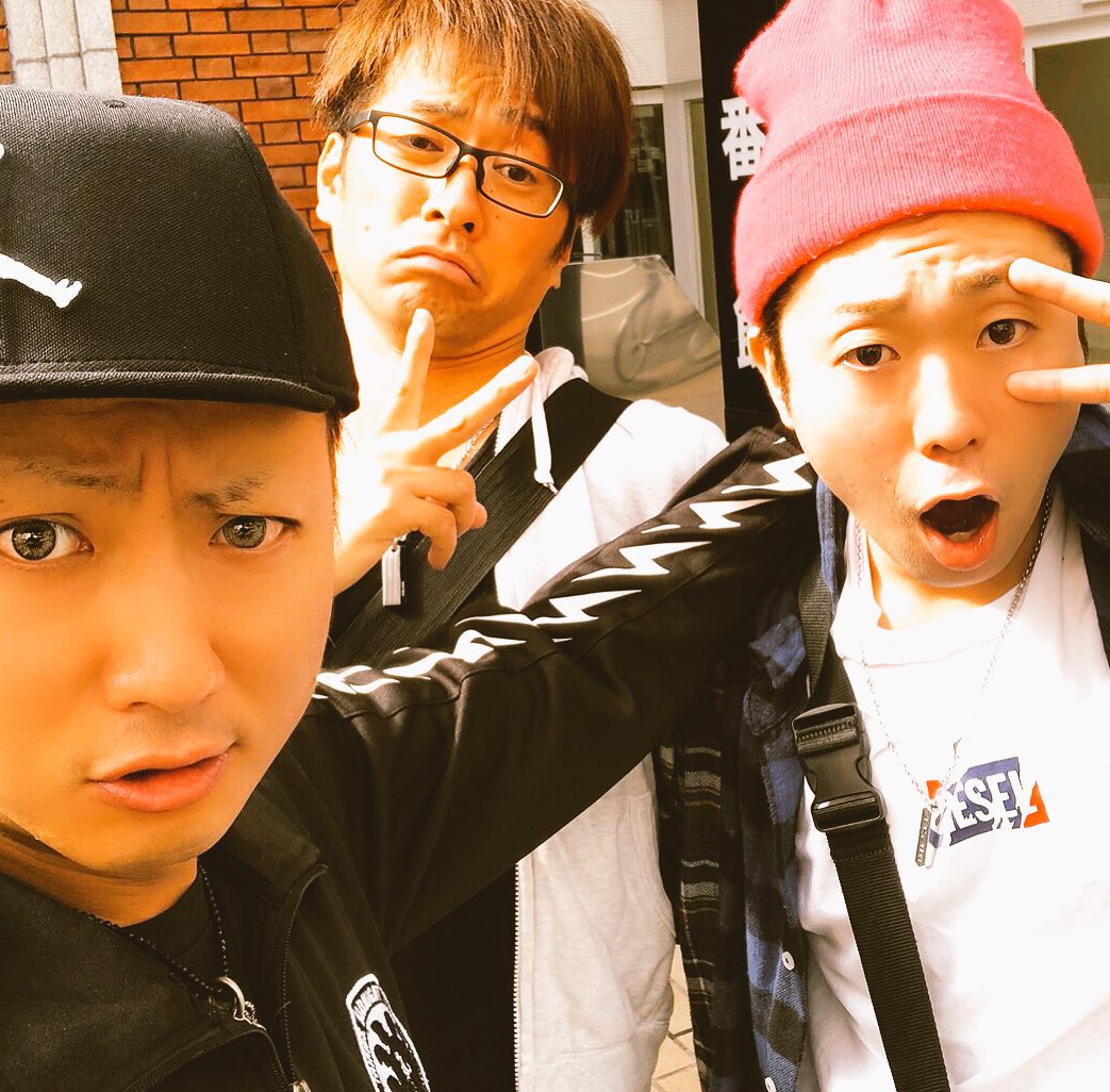Ryoma127's tweet photo. 眉無しと眼鏡とニットキャップ。
#甘えキャラ時々ドS
#おりょう
#fromGEEK
#笑いのパンプアップキング
#魚津ひーくん
#fromFate
#ISSAというよりOSSAN
#綾小路諒真
#fromエロホンブレイカーズ https://t.co/8PvJZtev27