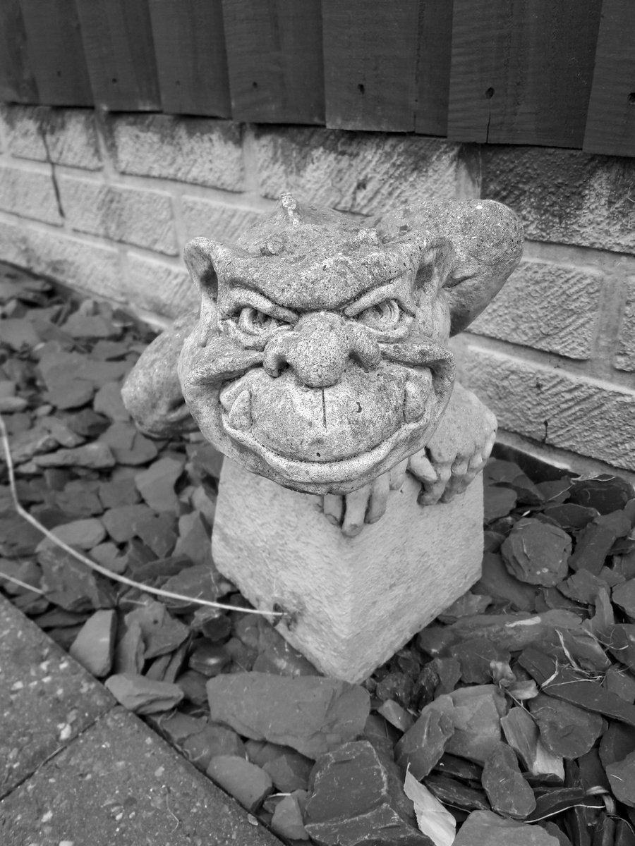 Day 2 of 7.  B&amp;W photo.  No people, no explanation.  I nominate <a href="/BethRatcliffe2/">Beth Ratcliffe 💙</a>