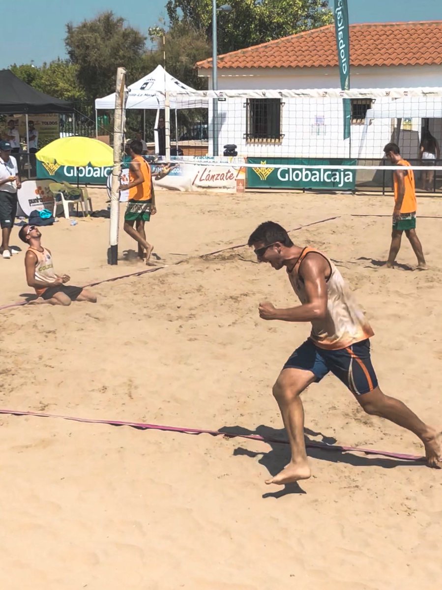 FINAL FINAL FINAL!!! 21-11 / 21-14 <a href="/CVSantJoan/">CV Sant Joan</a> CAMPEONES de este <a href="/CEVPMiguelturra/">CEVP Sub-21 Miguelturra 2019</a>. Por supuesto felicitar a @CDCadiz2012 por el magnífico campeonato y esa espectacular final. Os damos la enhorabuena a ambos y os deseamos un buen viaje!