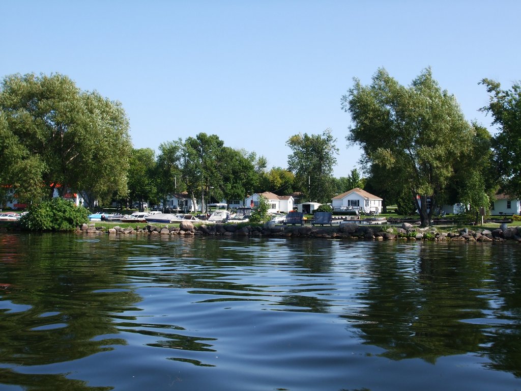 GBRFun's tweet photo. Make us your getaway destination! We offer cottages, condo's, camping, and more ! With tons of amenities there is something for everyone at Golden Beach Resort.

Want to know more? Check out our website at https://t.co/gNjTlRQ6vX ! https://t.co/4fMtVBO6a0