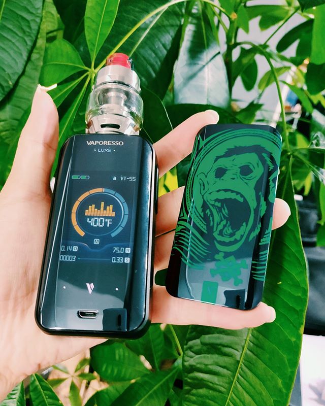 vaporldotcom's tweet photo. [Handcheck time] -🎈 #Vaporesso #LuxeKit with 🎈#SkrrTank
Comment which products you want to see next👇👇👇
More about Luxe: https://t.co/yDuSJAOdbr
~
https://t.co/E6AuFD3wAr #Vaporesso #VaporessoLuxeKit #Luxekit #vapekit #vapelife #vapenation #vapedaily #vapeporn #vapecommunity https://t.co/FUK2fsXmFF