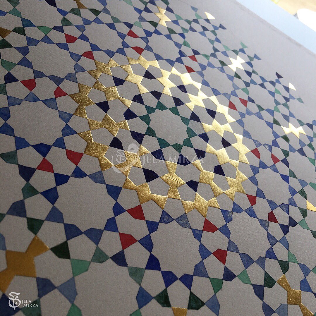 jeea_mirza's tweet photo. Jummah Mubarak / Happy Friday folks!

Here is the finished piece from my previous post! I think it’s growing on me! 🙃
#gold #illumination #finearts #jeeamirza #islamicart #islamicgeometricart #geometricart #goldenratio #sacredgeometry  #watercolour #persianpattern #mathart https://t.co/60xSBZtC0M