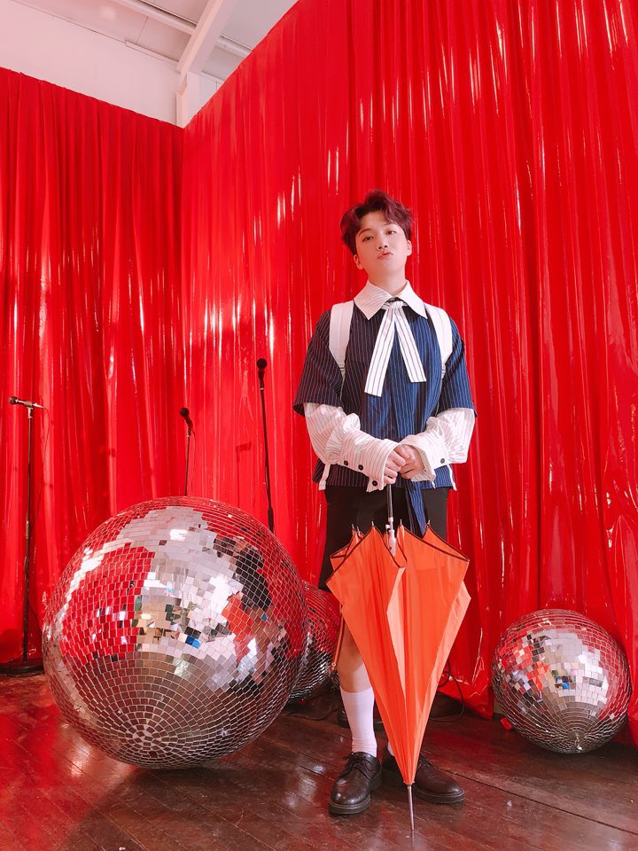 CUBE_PTG's tweet photo. [#진호] 비야 안녕⛱ https://t.co/iGez6nqMby