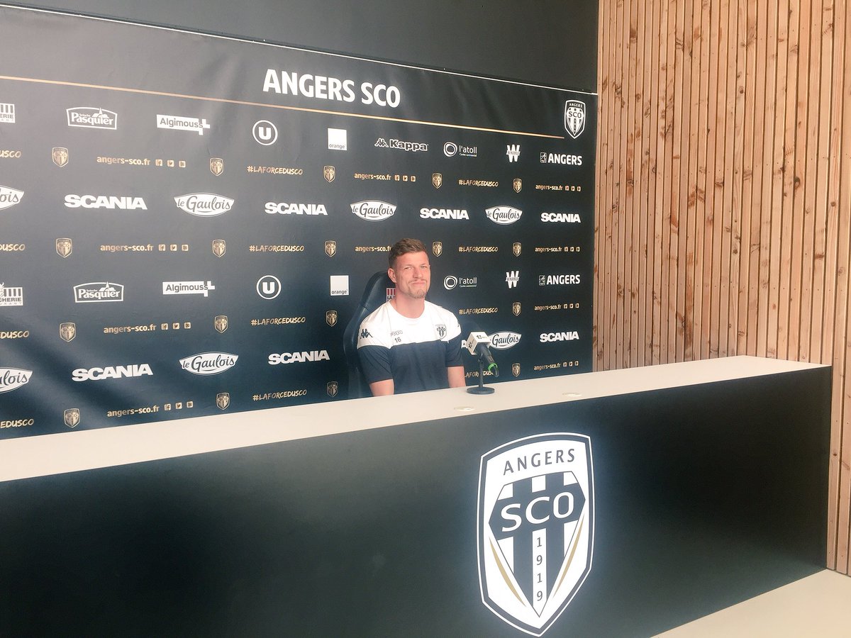 AngersSCO's tweet photo. .@LudoButelle : On va essayer de rendre une belle copie, ça va être difficile mais ça reste un match de foot pas de crainte à voir même si la marche est très très haute 
#PSGSCO https://t.co/1Rn6vpZ7dx