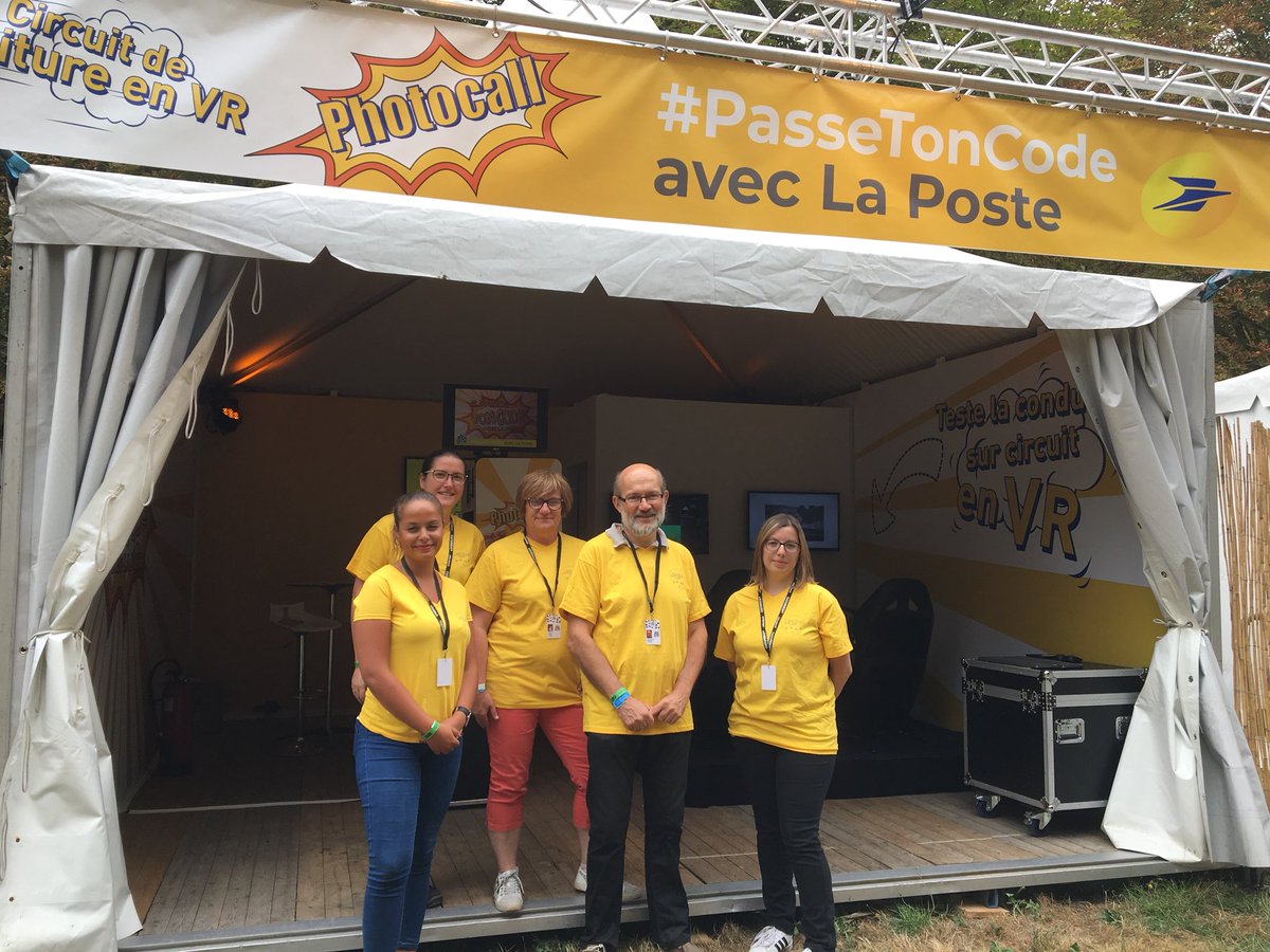 LPNews_IDF's tweet photo. Rendez-vous sur le stand #PasseLeCodeavecLaPoste en direct de @rockenseine ! Toute l’équipe de #LaPoste vous attend sur son stand ouvert jusqu’à 20h !
#SimplifierLaVie #Rockenseine #RES18 https://t.co/W6j1El5L60
