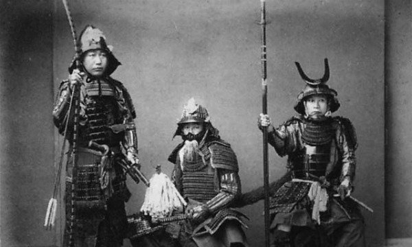 John Sur Twitter 但是很快在19世纪60年代的明治维新以后 这一情况得到巨大的改善 顺便说一下 日本刀剑不仅仅是武士的标志 也是中国文化的一种形式 古代中国的儒雅之士都佩戴宝剑 以表身份的尊贵 一种时尚 John Sur Twitter 但是很快在19世纪60年代的明治维新以后 这一情况得到巨大的改善 顺便说一下 日本刀剑不仅仅是武士的标志 也是中国文化的一种形式 古代中国的儒雅之士都佩戴宝剑 以表身份的尊贵 一种时尚