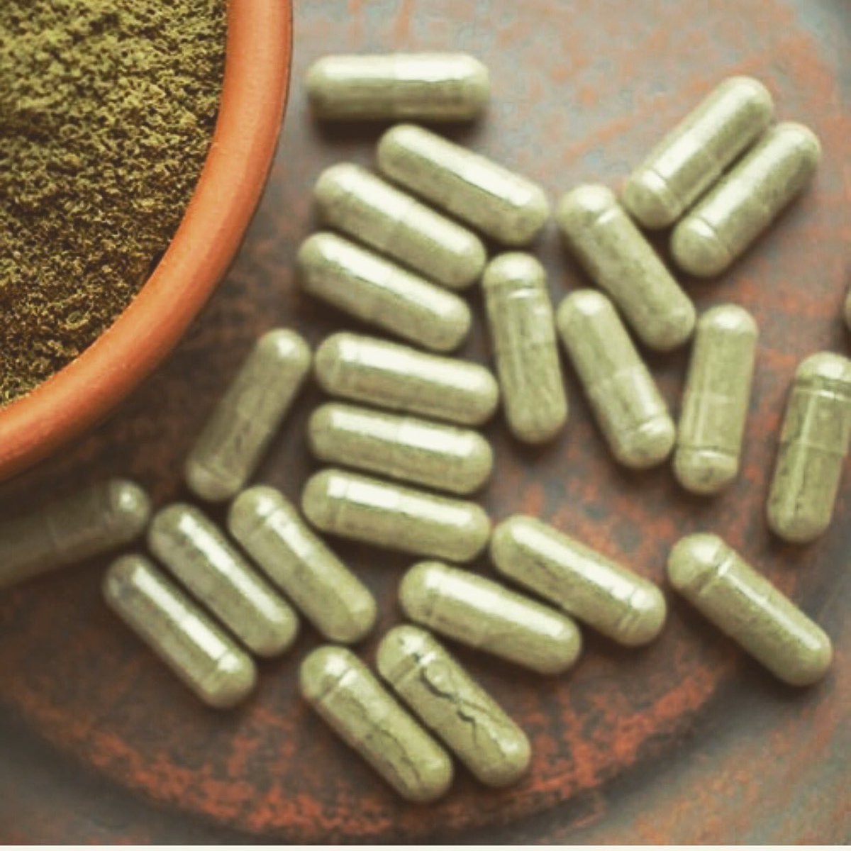 fightforkratom's tweet photo. Order your Kratom, K shots, CBD you name it! For a relaxing weekend! Orders ship out same day!!! Variety of samples included in each order as well! Visit https://t.co/2OqRYS3ARU https://t.co/9V2GJkY7By