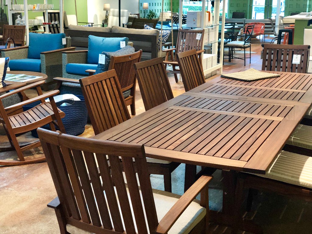 KoloCollection's tweet image. Gigantic Anniversary Sale! - mailchi.mp/e6621c4ff73b/g… Don't miss out on these once a year saving.  Buy now, save big $$ and enjoy this fall.  Everything is on sale from 25% to over 50% #savebignow #coolweatheriscoming