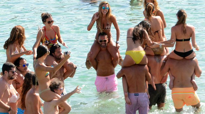 View image on Twitter