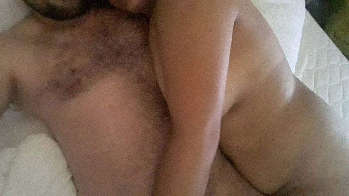 Dünden geriye kalan 😍😍 istanbul ici çiftleri bekliyoruz tek erkekler mesaj atmadın
#istanbulcift #istanbulevlicift #swingercift #swingerciftler