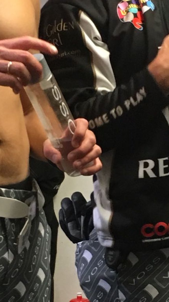 TeamUlsrud's tweet image. Post game locker room hydrating 2-0 at #badenmasters Time for rest!  @vosswater