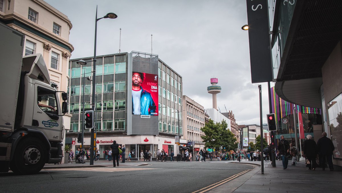 openmediauk's tweet image. Liverpool’s shopping district being dominated by @LFCRetail 🔴🙌🏼 #dooh #openmedia
