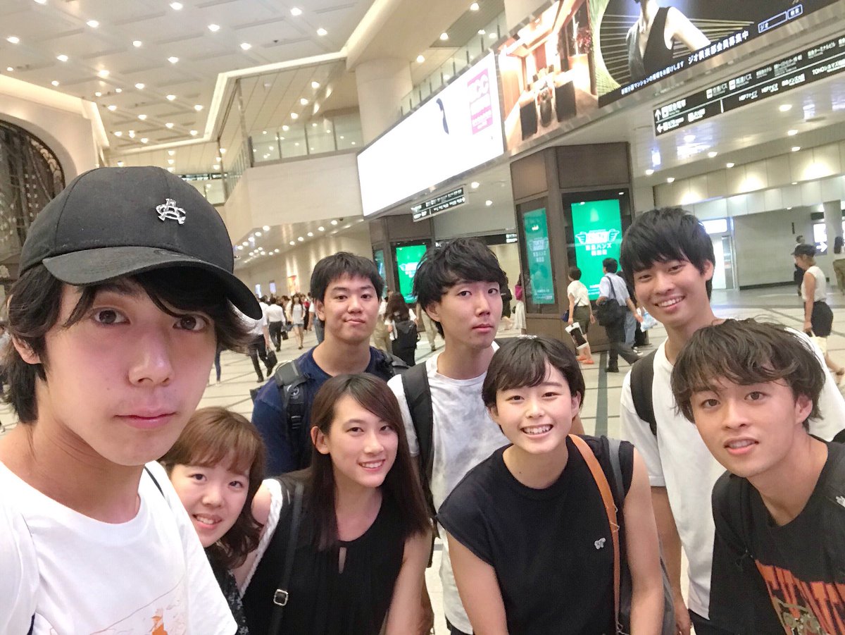 今日は大蔵海岸の予定でしたが、台風の影響のため急遽ひらパーへ！！
写真は全くひらパー感ないですが、ひらパー初心者だらけの中、楽しい1日が過ごせて良かったです😌
流れるプールはスカーリングが捗りました☺️