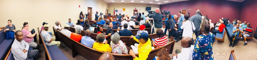 DlXknx_X0AAdTRc?format=jpg&name=medium