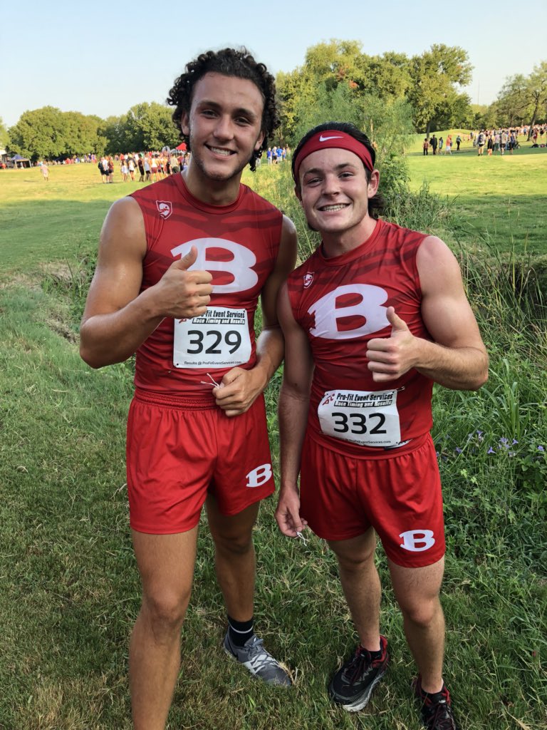 randypittenger's tweet photo. More medalists at the Belton Invitational Cross Country Meet. Tiger bling! #TigersRunFast #BeltonXC #ILoveBelton https://t.co/uM3Gh9IssX