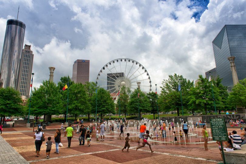 LaMegaAtl's tweet photo. DIVIERTETE CON TU FAMILIA EN EL CENTENIAL PARK DE ATLANTA, mira el video entrando aqui >> https://t.co/JqztEQcQ4J https://t.co/y2ZcVQjUCd