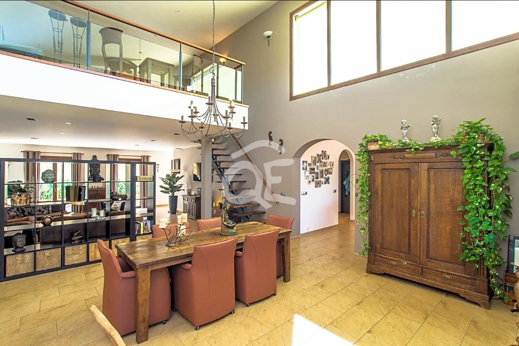 #Beautiful villa in the heart of #CostaBrava 
ow.ly/as4250ihyyv #QualityEstates #CostaBrava #RealEstate #Inmobiliaria #venta #Compra #Buy #ForSale  #Villa #CurbAppeal #DreamHome #Investment #HomeSweetHome #OpenHouse#HouseHunting #dreamhouses #spainrealestate