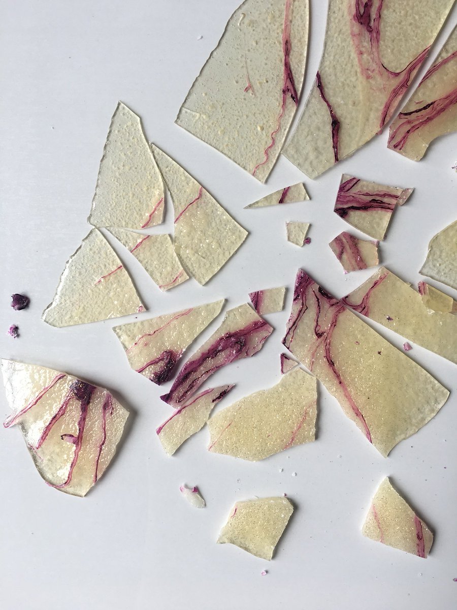carofoodartist's tweet photo. Plum marble glass tests made with caramel for a new project with @StudioMassonCPT https://t.co/i1xH8dhxTR