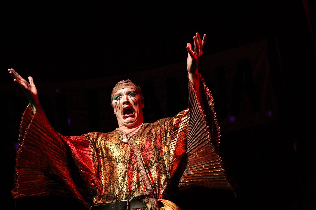 Electric Cabaret tweet media